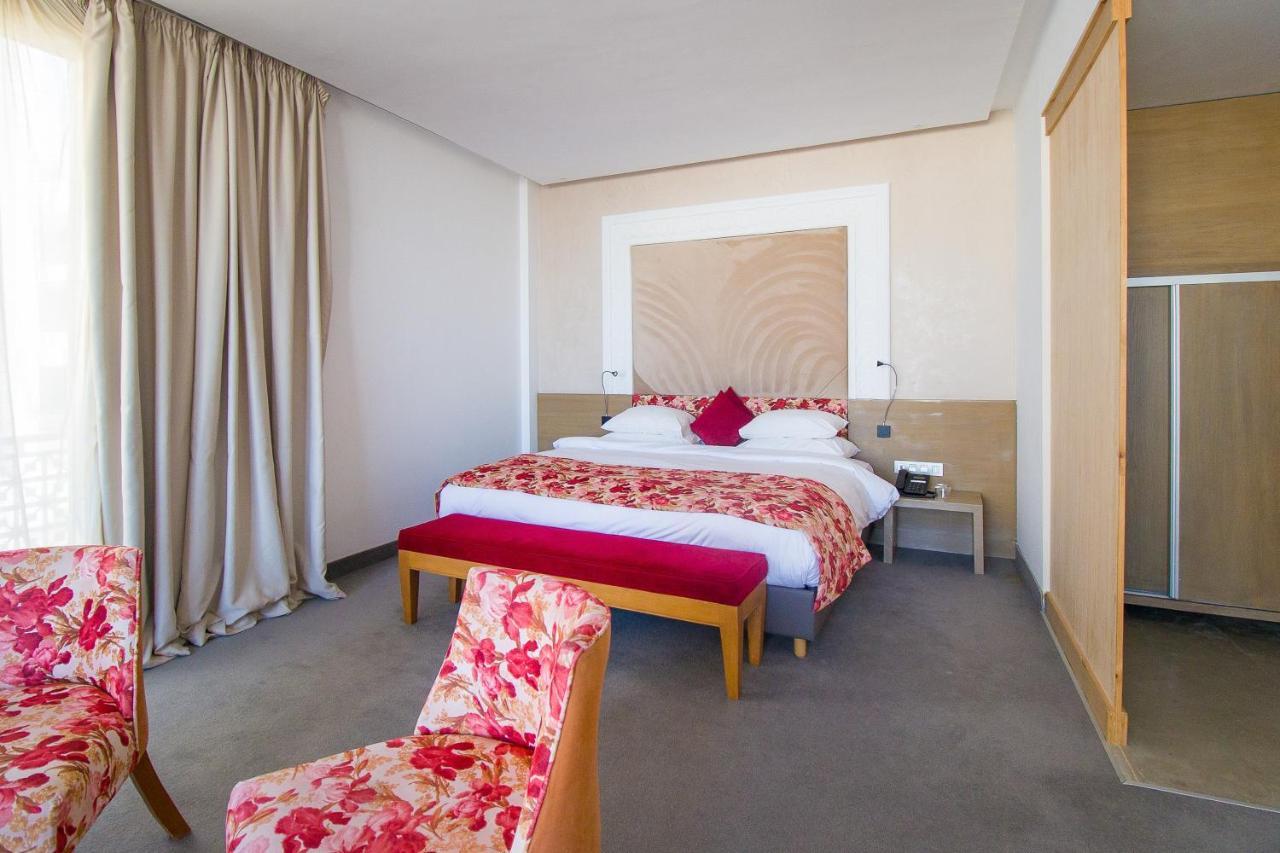 Mandarin Palace Hotel&Spa Tangier Bagian luar foto A room at the hotel