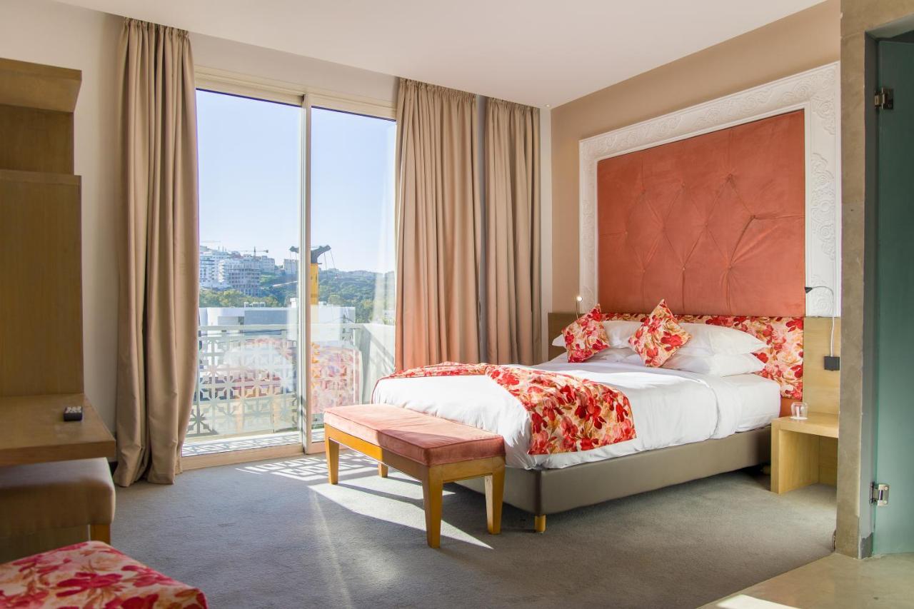 Mandarin Palace Hotel&Spa Tangier Bagian luar foto A bedroom at the hotel